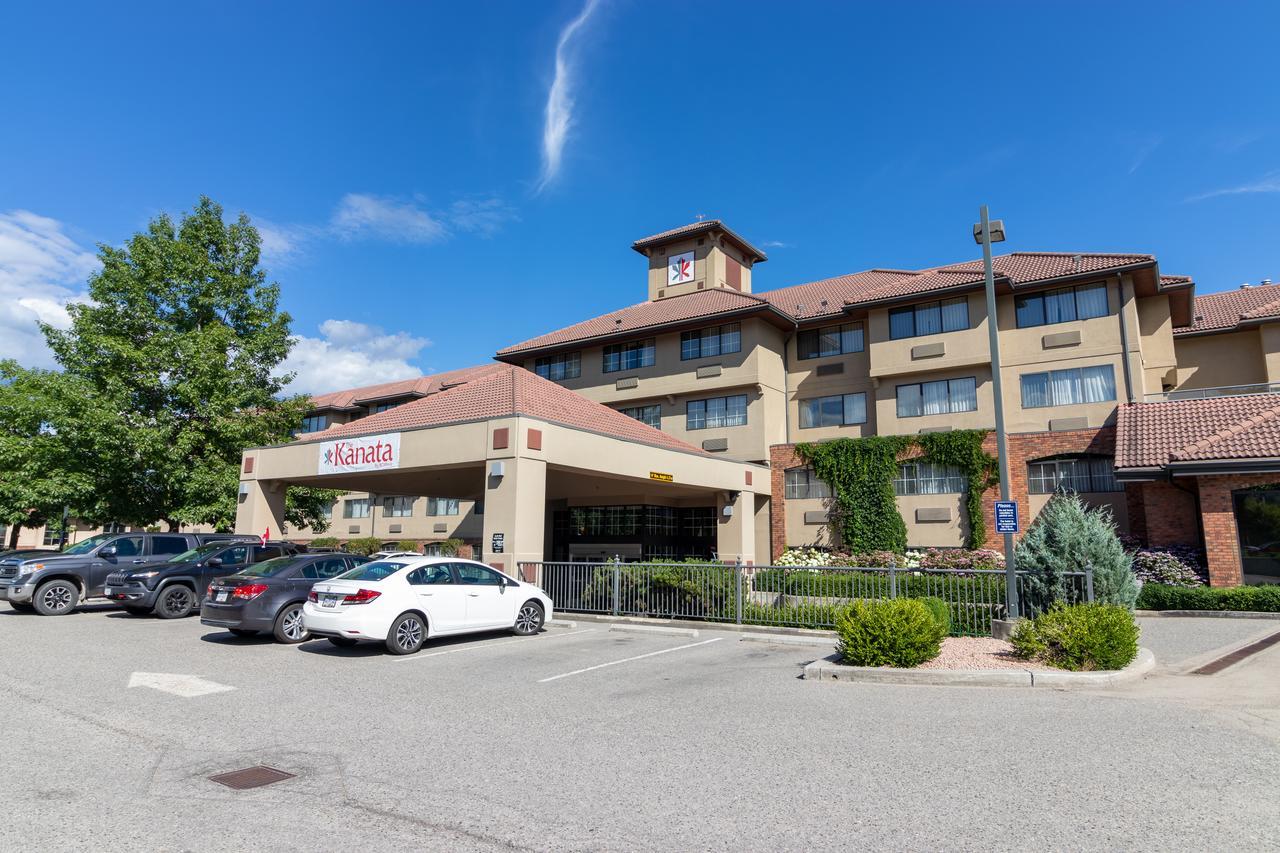 Hotel Kelowna & Conference Centre Экстерьер фото